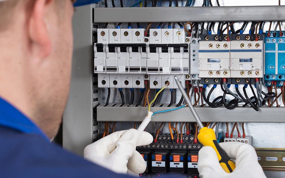 recherche électricien bâtiment Beaumont-sur-Oise